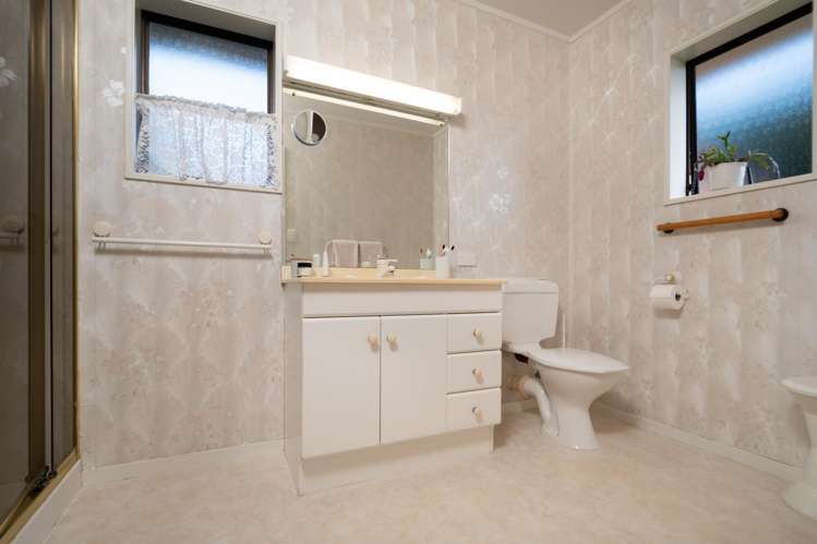 52 Spence Road Henderson_14