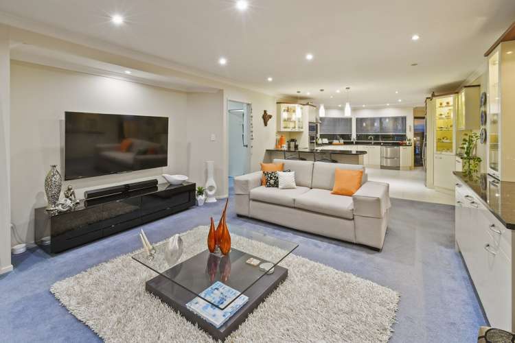 16 Lobelia Rise Goodwood Heights_26