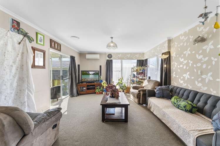 36 Churchill Avenue Richmond_9
