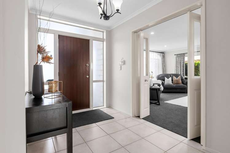 17 Palliser Drive Huntington_1