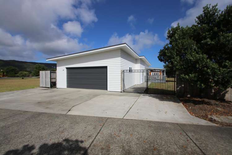 13 Kokopu Street Ahipara_23