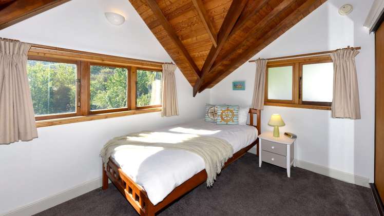 35 Reserve Terrace Lyttelton_17