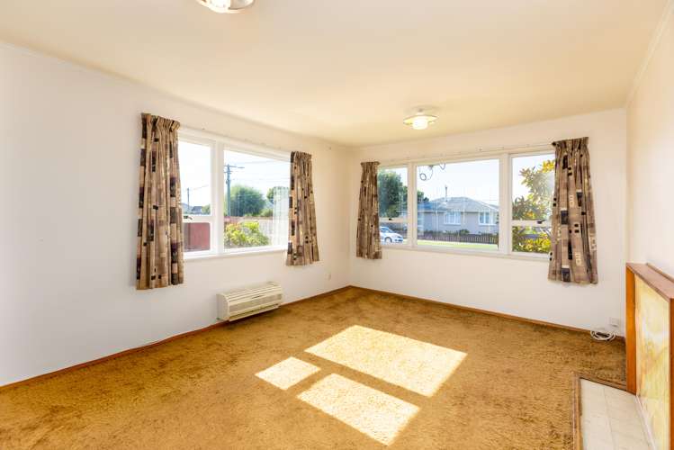 15 Carisbrooke Street Aranui_6
