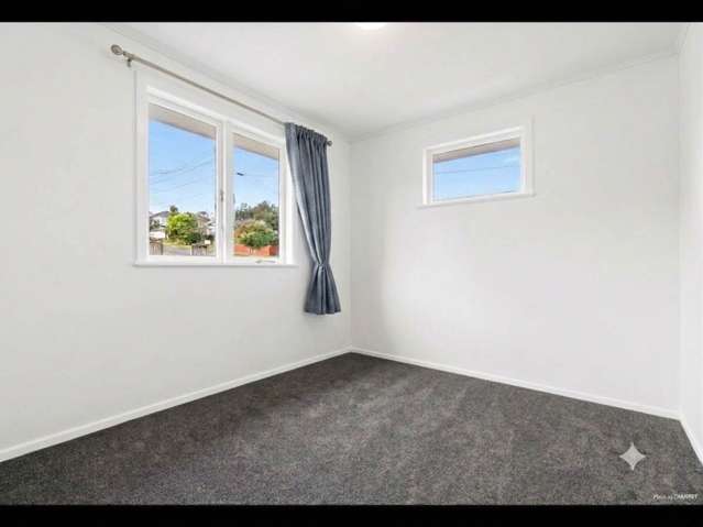 5A Graham Bell Avenue Mt Roskill_4