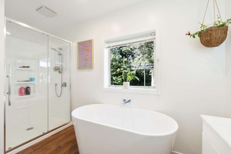 7 Rakiura Parade Otatara_10