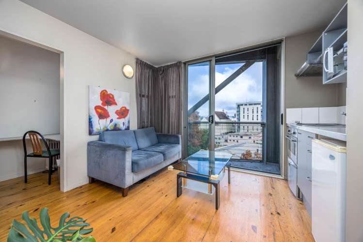 10E/8 Scotia Place_0