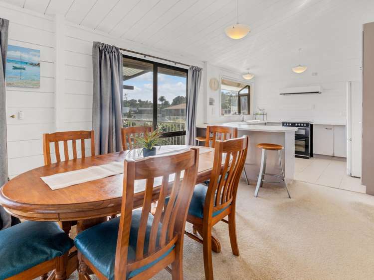 3 Hattaway Avenue Bucklands Beach_9