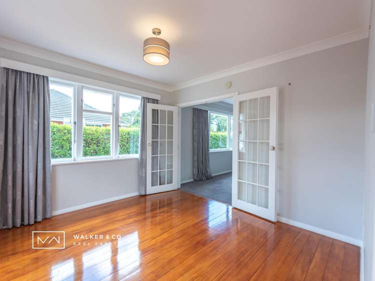 5 Iris Grove Trentham_13