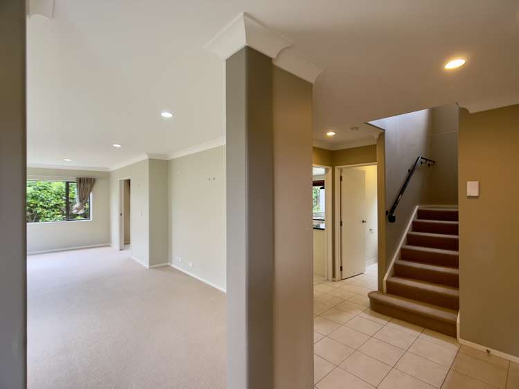 11 Stonebrooke Lane Flat Bush_3