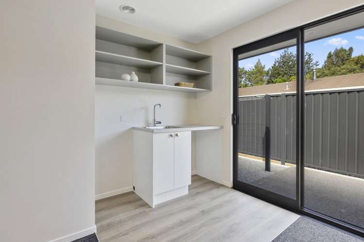 8 Magnolia Lane Mosgiel_18