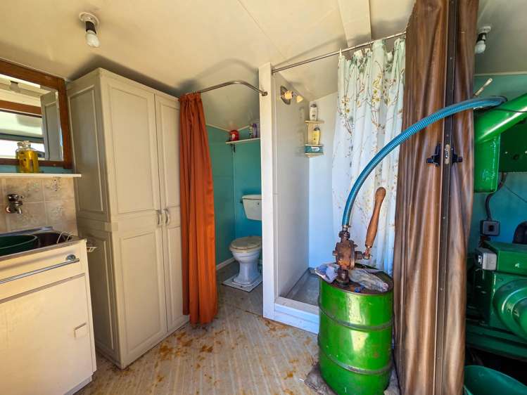 Hut 38 217 Lake Alexandrina South Road Lake Tekapo_19