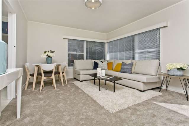 1/12 Downing Street Glenfield_1