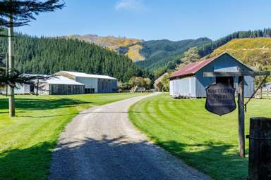 140 Leslies Road_1
