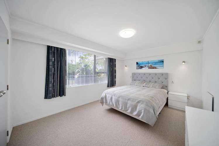 24 Ostrich Farm Road Pukekohe_16