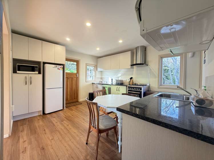 6 Robbs Road Whitecliffs_2