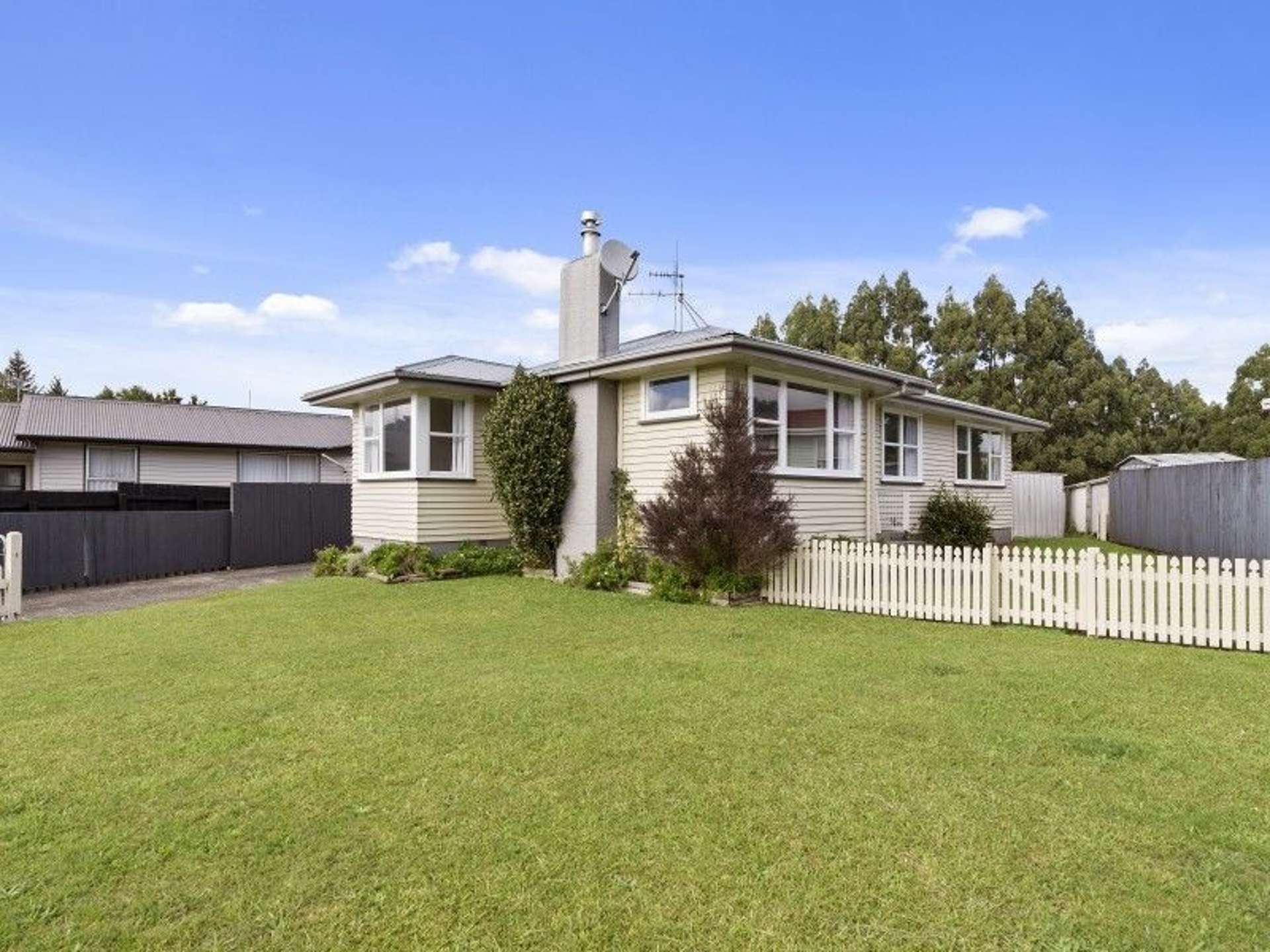 18 Homedale Street Pukehangi_0