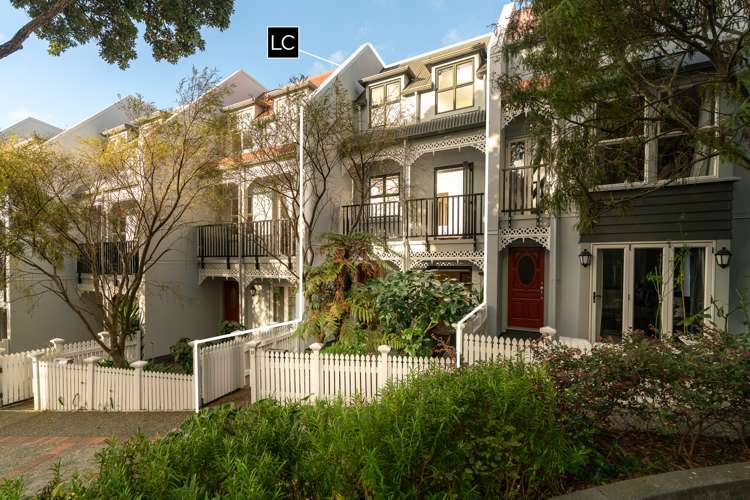 11/43 Nairn Street Mount Cook_12