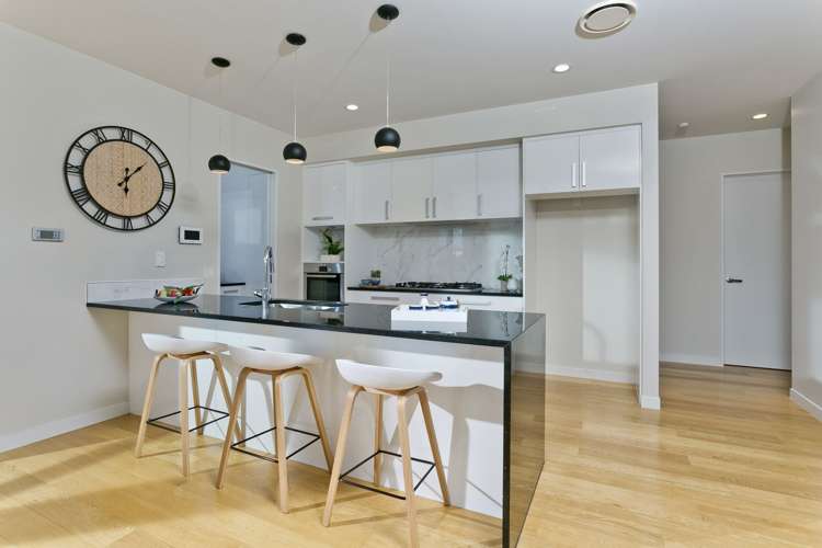 4 Greenlink Rise Long Bay_7