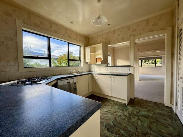 27A Hazel Avenue Mount Roskill_2