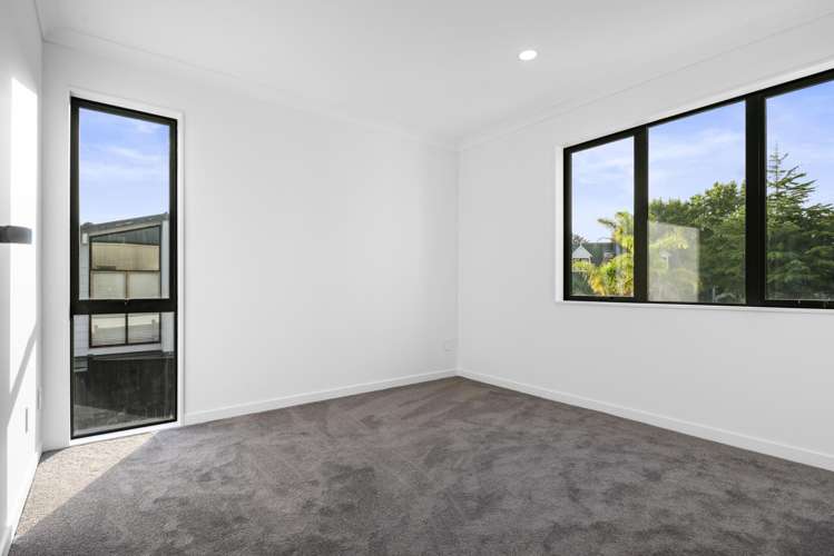 24a Scarlock Avenue Browns Bay_9