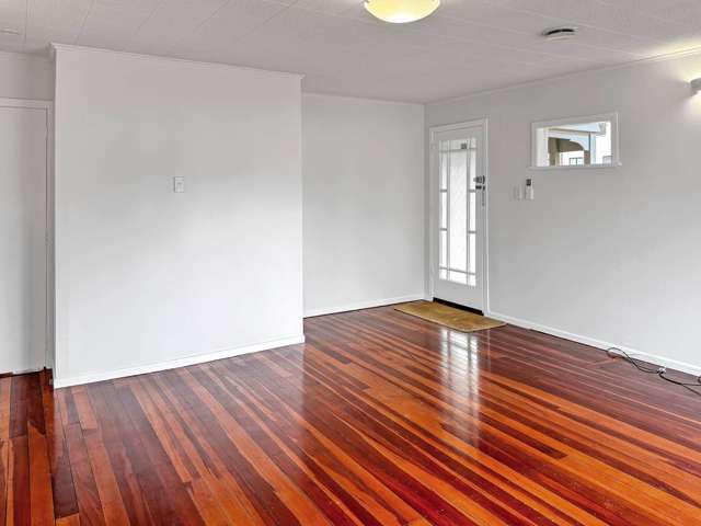 52 Kings Road Mount Roskill_2