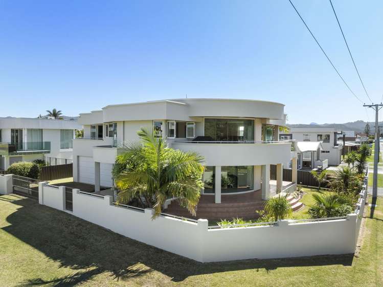 301 Beach Road Whangamata_41