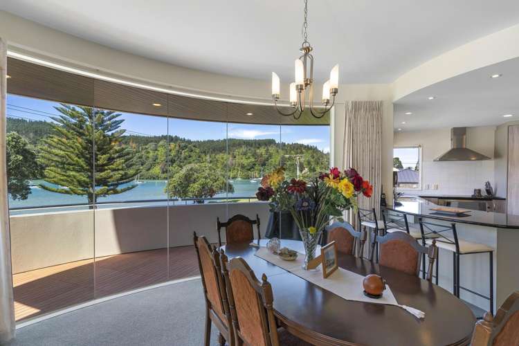 301 Beach Road Whangamata_48