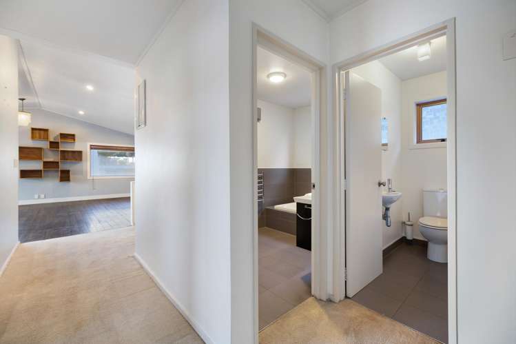 36 Perkins Road Queenstown Hill_16