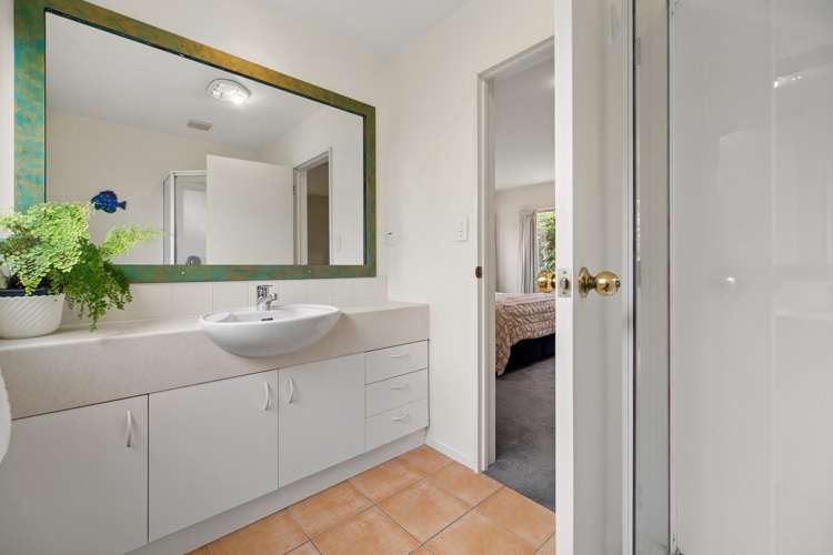 2/19 Carlisle Road Torbay_14