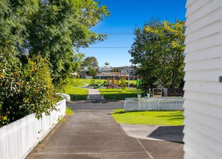12 Anzac Road Gate Pa_7