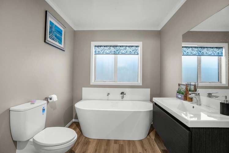 18 Brian Hughes Road Wainuiomata_13