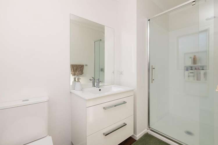 2 Hauruia Way Pyes Pa_11