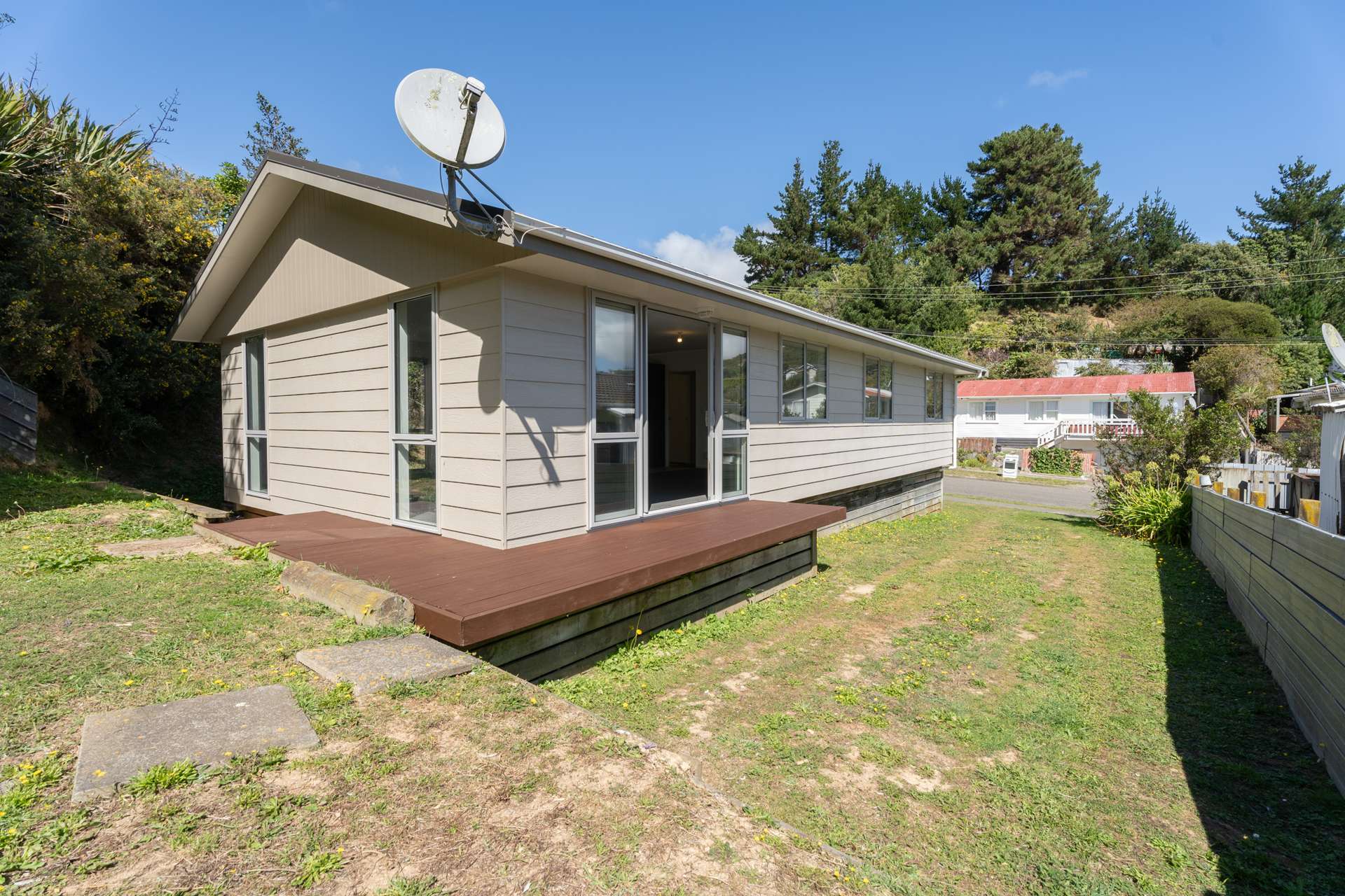 56 Cardiff Crescent Cannons Creek_0