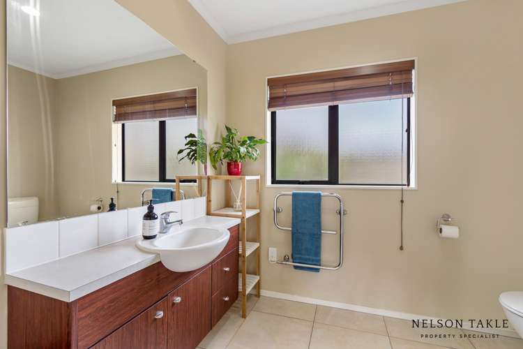 22 Turnberry Drive Wattle Downs_8