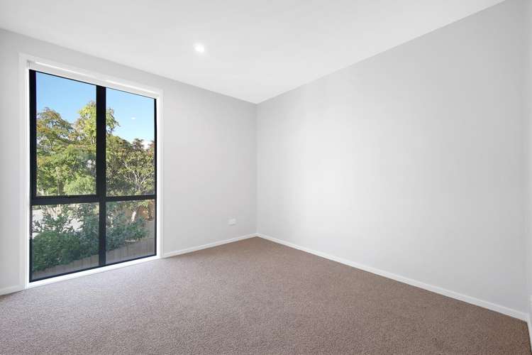 7/31 Ayton Drive 3320_7