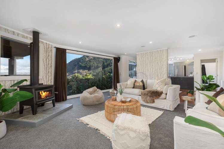 214 Fernhill Road Fernhill/Sunshine Bay_5