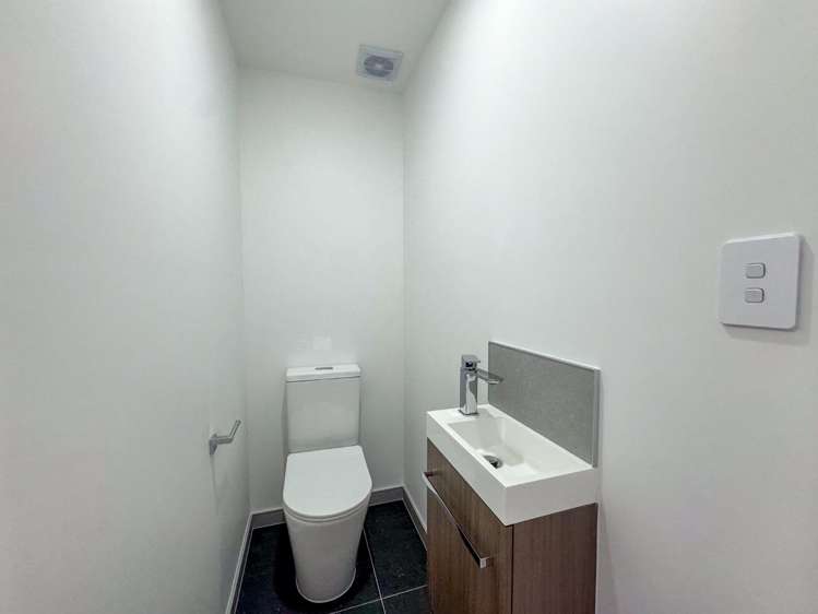 10/21 Eastview Road 10026_8