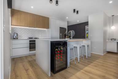 44 Tradewinds Drive_4