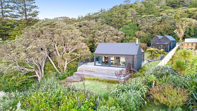 28 Edwin Mitchelson Road Muriwai_24