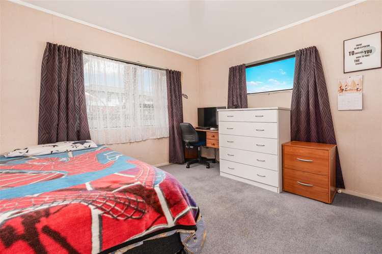 2/73 Tabitha Crescent Henderson_11