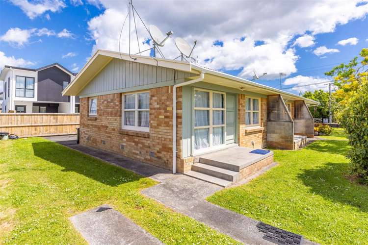 69 May Street Hamilton East_18