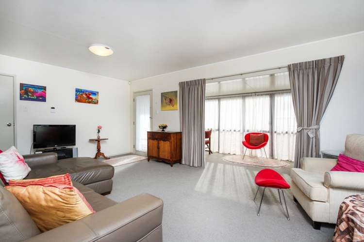 1/42 Matuhi Rise Henderson_3