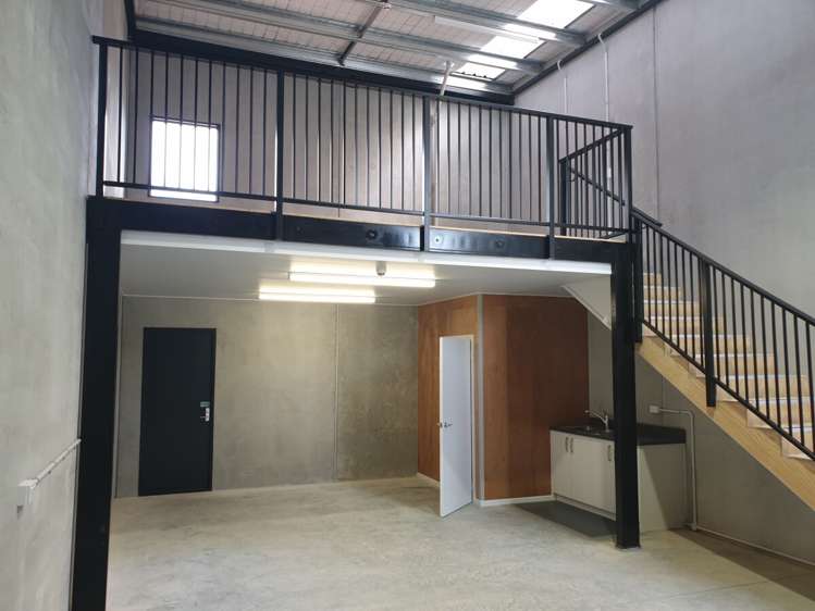 Unit 37, 21 Masefield Street Trentham_2