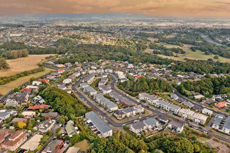 3 Matairangi Avenue Totara Heights_34