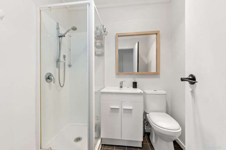 2/137 Rangatira Road Beach Haven_10