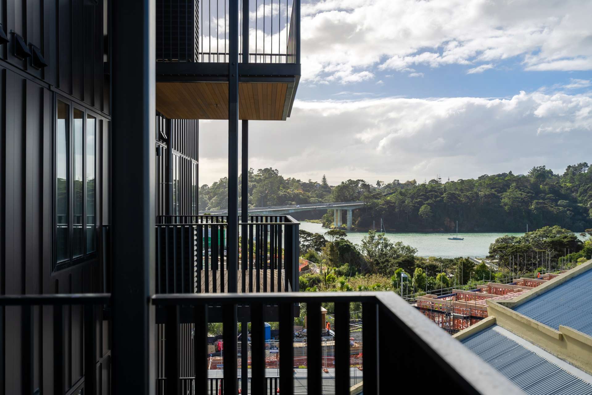 404/2 Launch Road Hobsonville Point_0