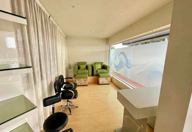 Unit 2/739 Whangaparaoa Road Stanmore Bay_2