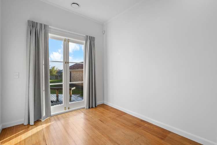 33 Dalethorpe Avenue 10458_12