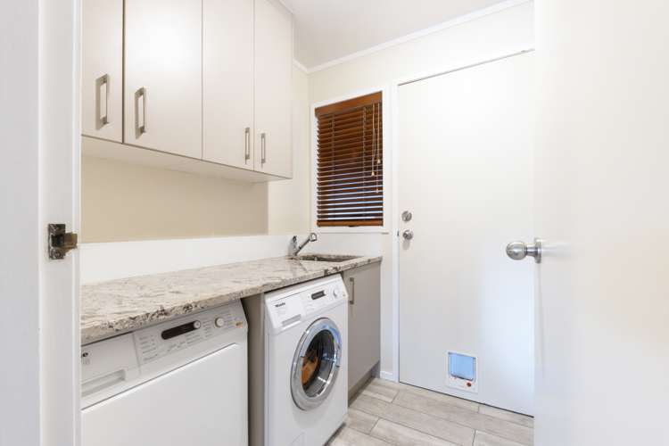 11 Halsey Drive Lynfield_25