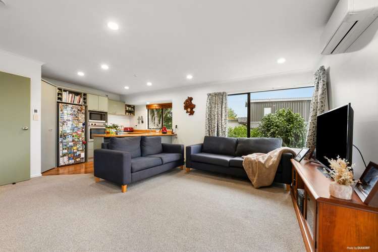 15/17 Matata Street Blockhouse Bay_2